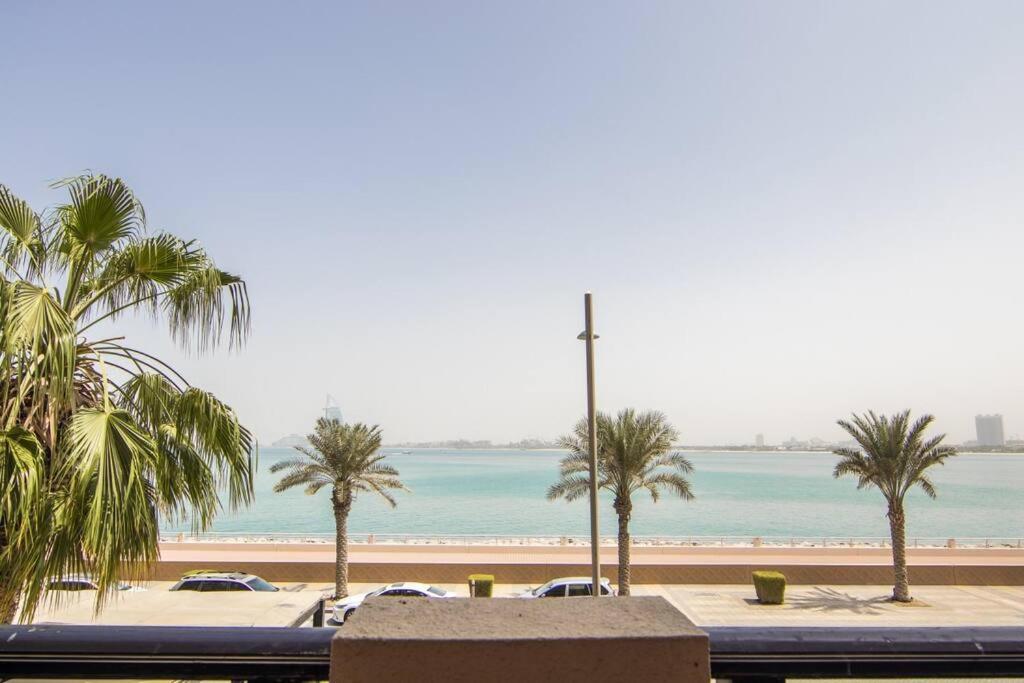 Relaxing 1 Bedroom Apartment At 5 Star Resort Dubai Exterior foto